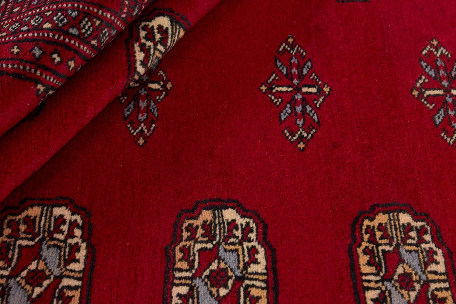Bokhara Red 1102739 2PLY håndknyttet teppe