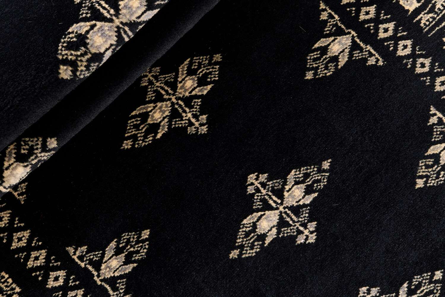 Tekke Black 1493492 2PLY håndknyttet teppe