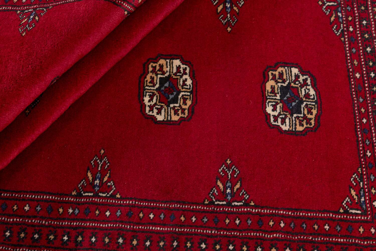 Bokhara Red 1102736 2PLY håndknyttet teppe
