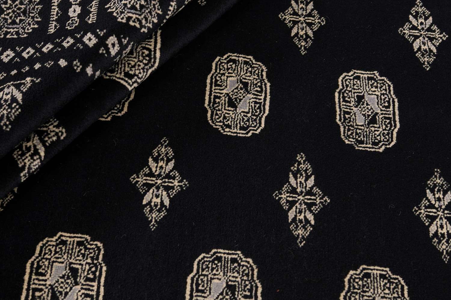 Bokhara Black 1493603 2PLY håndknyttet teppe