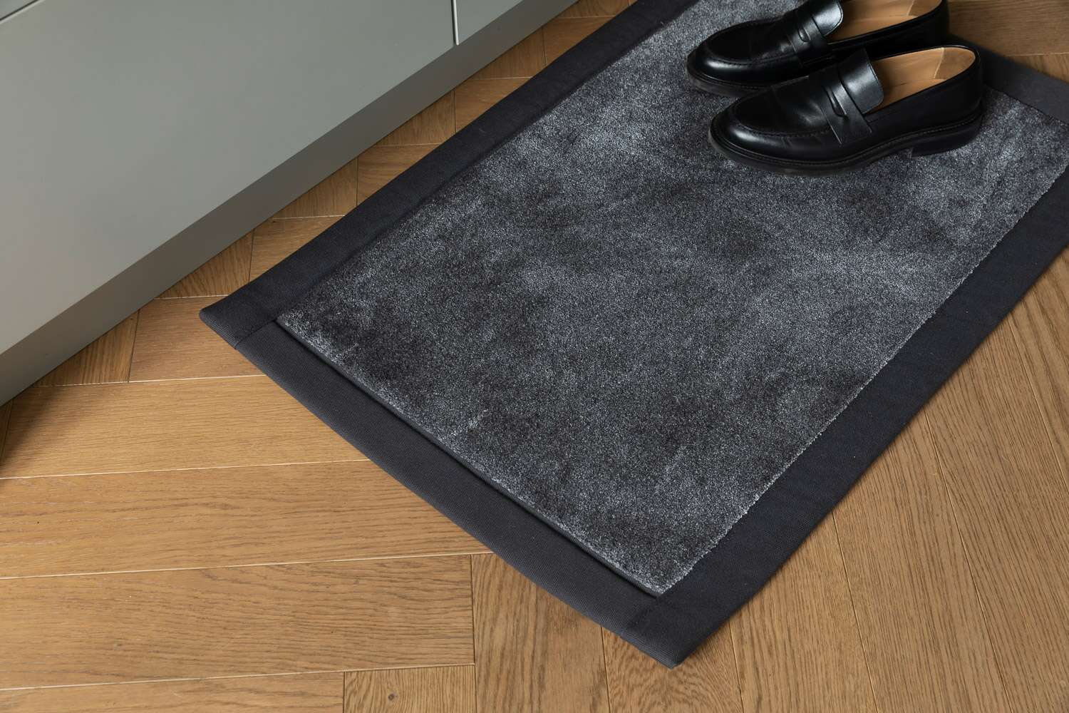 Seduction Raven 99 K99 kantet gulvteppe