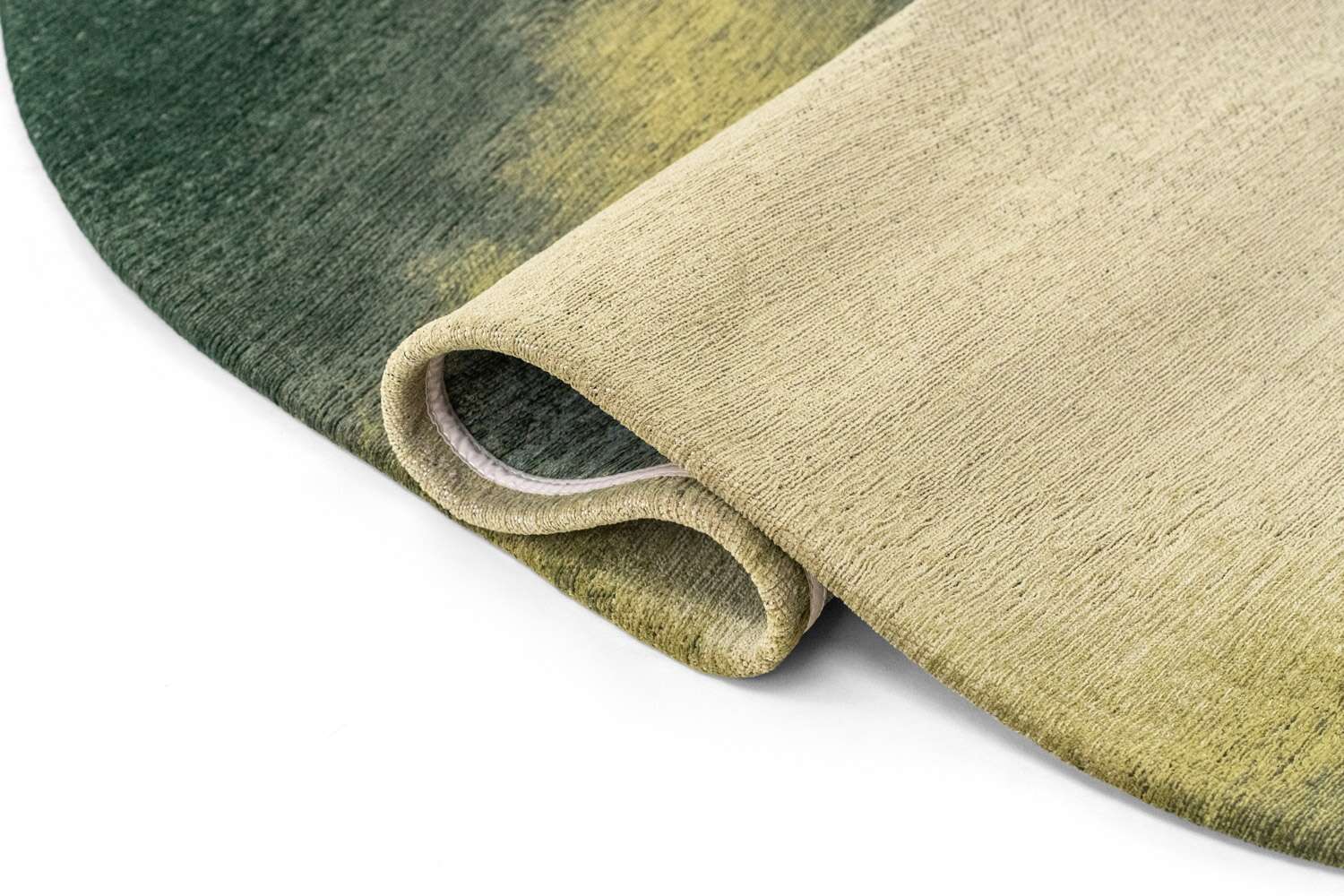 Aquarelle 2092 Peanut Shape Leaf gulvteppe